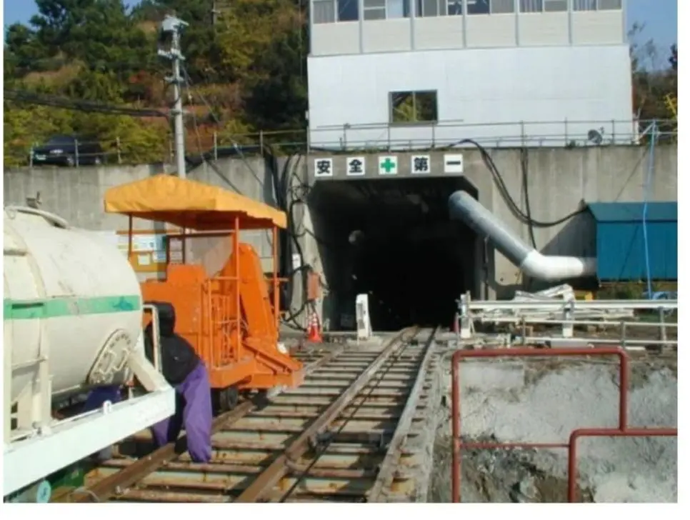 일본에 남아있는 한일 해저터널 입구모습_004