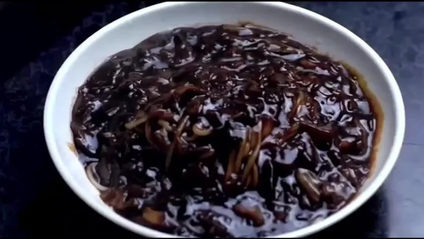 임창정 짜장면 곱빼기 먹방